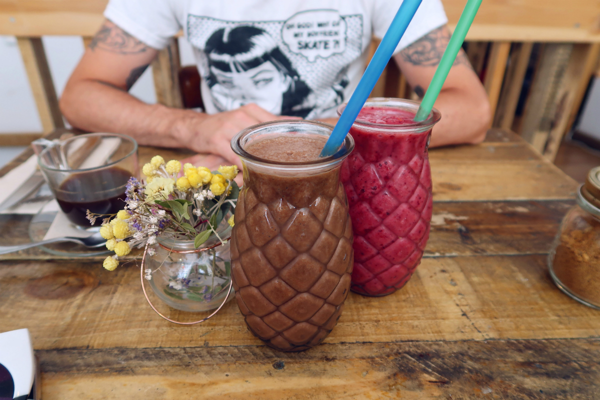 Best brunch in Barcelona @minkaguides The Juice House smoothies