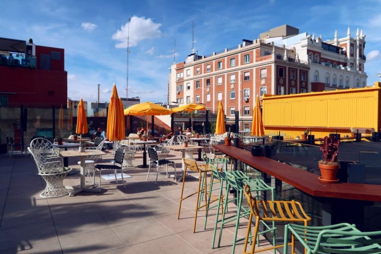 Generator Hostel Madrid @minkaguides rooftop bar 2