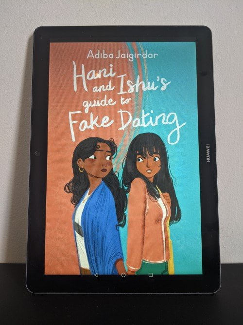 Queer books - Hani and Ishu's Guide to Fake Dating by Adiba Jaigirdar - CREDIT Minka Guides